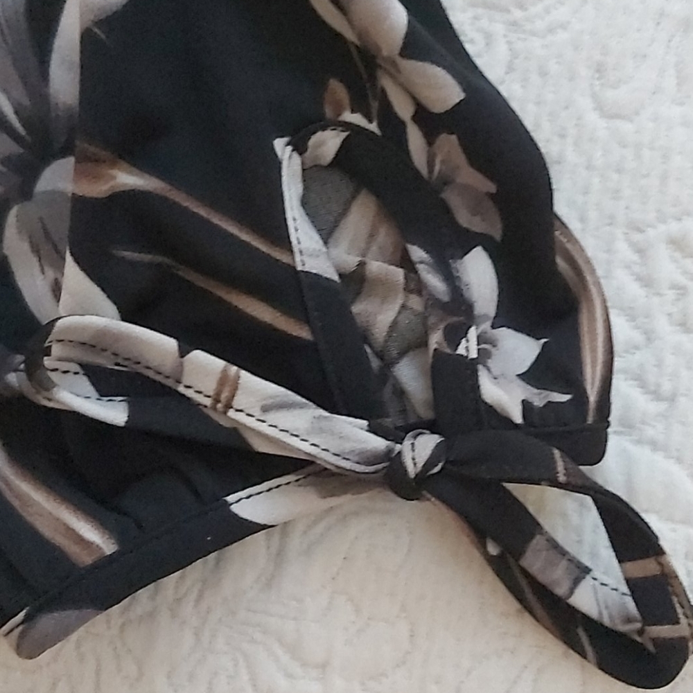 Top - Picture 6 of 6